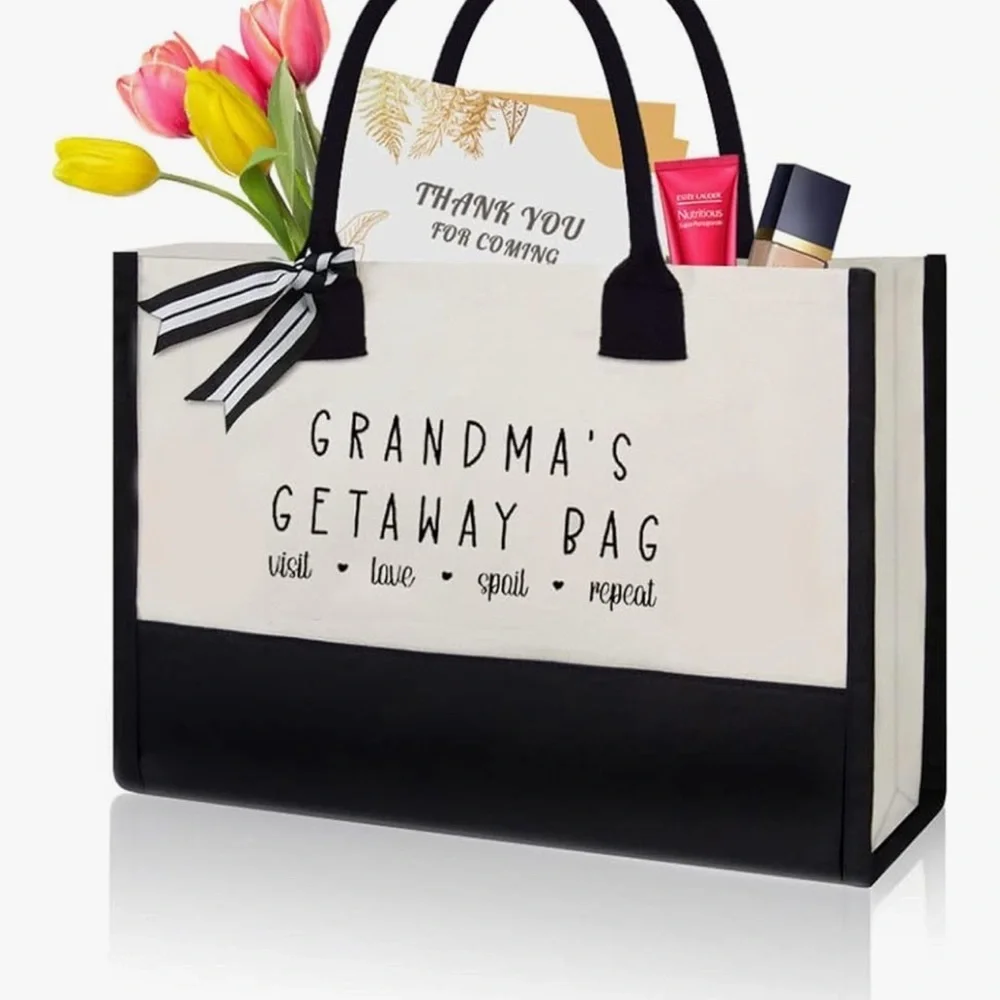 Stylish Black and Cream Tote Bag - Picture 2 of 2